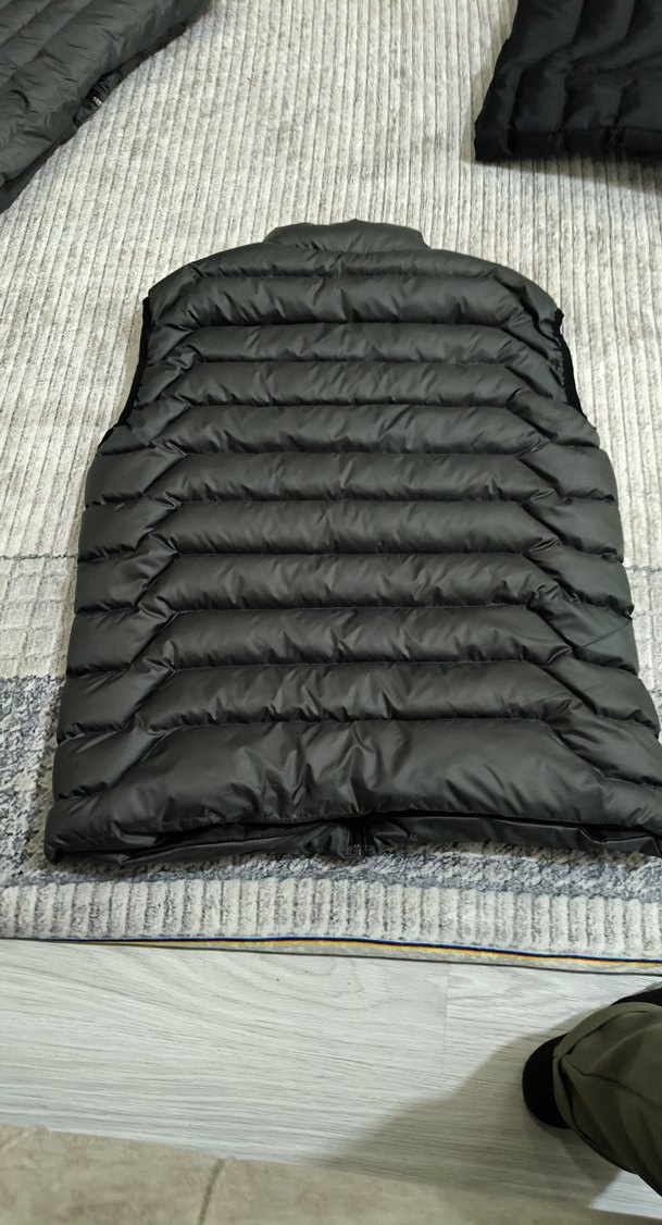 Nike koyu gri Kapitone Yelek - Görsel 2