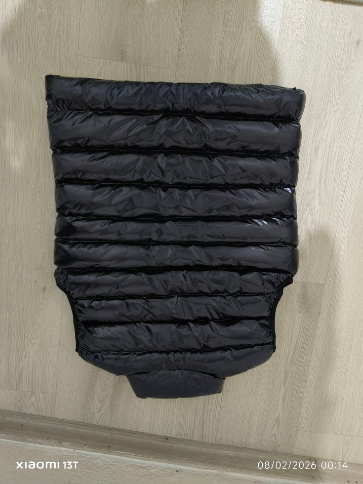 Lacoste Siyah Kapitone Erkek Yelek - Görsel 4