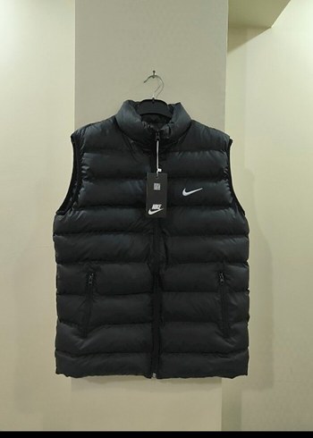 Nike Nike Siyah Kapitone Yelek xl besen