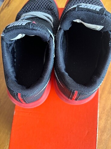 28 Beden Nike çocuk ayakkabısı