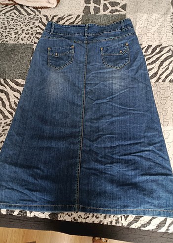 Boncuk Detaylı Mavi Midi Denim Etek - Görsel 2