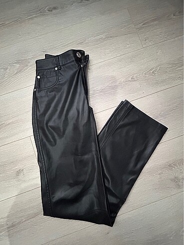 Bershka Deri Pantalon