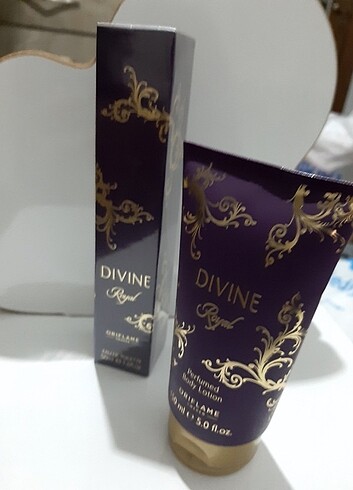 Oriflame divine royal parfum seti sifir jlatinli - Görsel 3