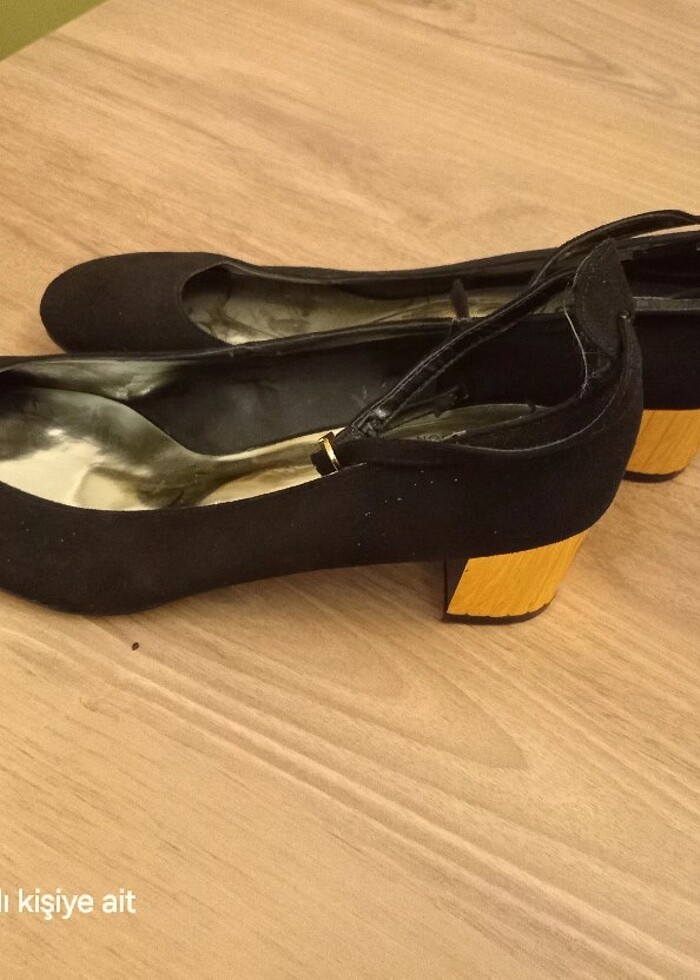 Metal topuklu süet ayakkabi - Görsel 4