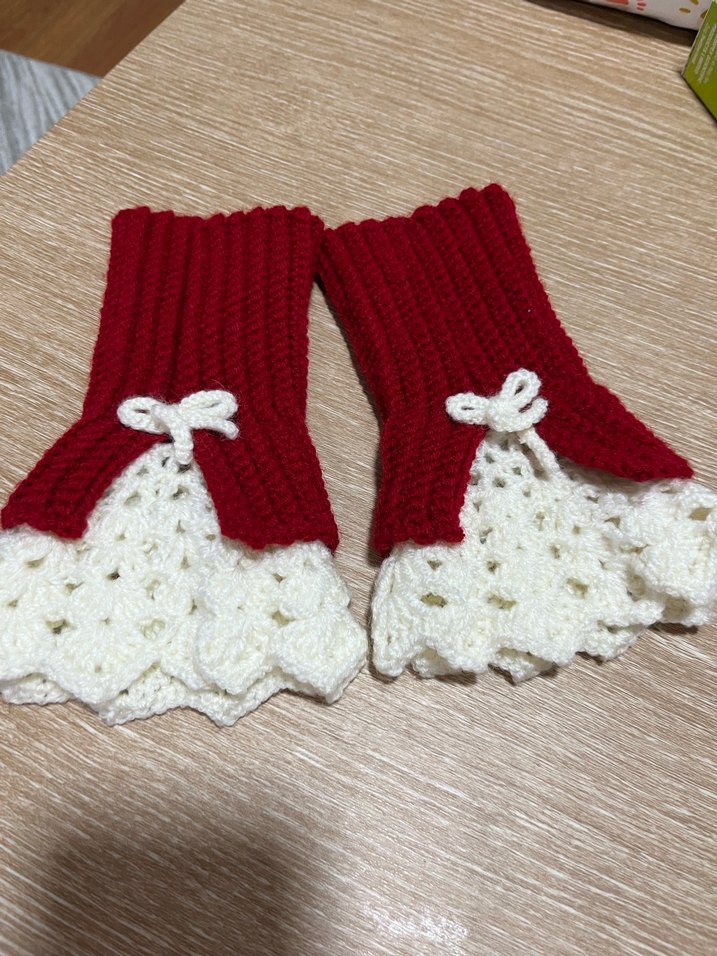 Kırmızı Örgü Eldiven - Görsel 2