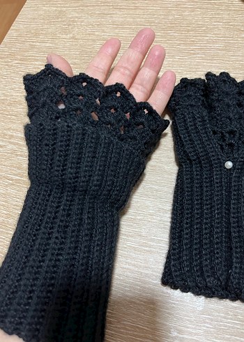 Siyah Örgü Gotik Kadın Eldiven - Görsel 2