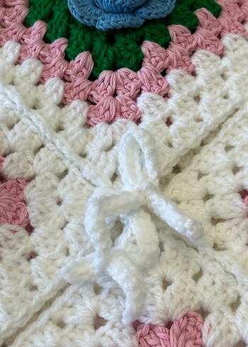 Çiçek Desenli Çok Renkli Örgü Kız Hırka - Görsel 4