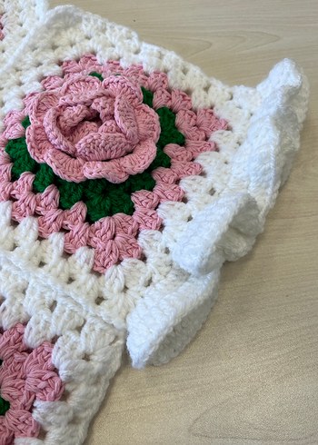 Çiçek Desenli Çok Renkli Örgü Kız Hırka - Görsel 3