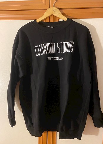 Siyah Baskılı Kadın Sweatshirt