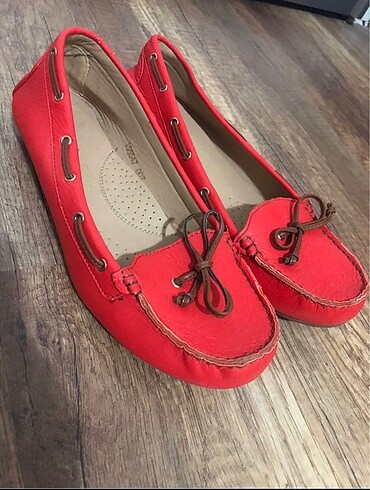 Bayan Kırmızı Ayakkabı