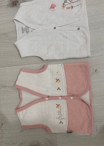 Kız Çocuk Nakışlı Düğmeli Pamuk Yelek - Görsel 2