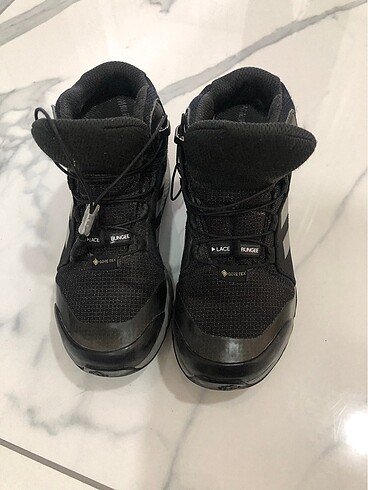 Adidas Orijinal Terrex çocuk botu