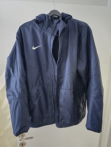 İçi yünlü anarok mont Nike