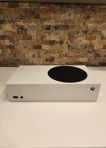 Beyaz Xbox Series S 500 Gb Oyun Konsolu ve Kumanda - Görsel 4