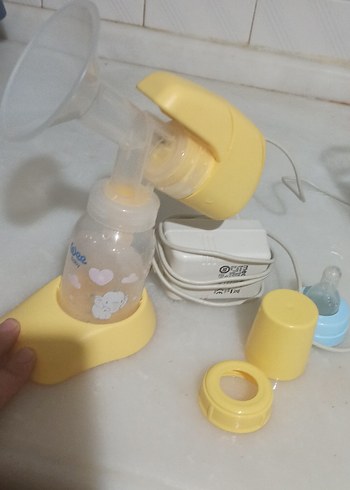 Sarı Pastel Renkli Göğüs Pompası - Görsel 2