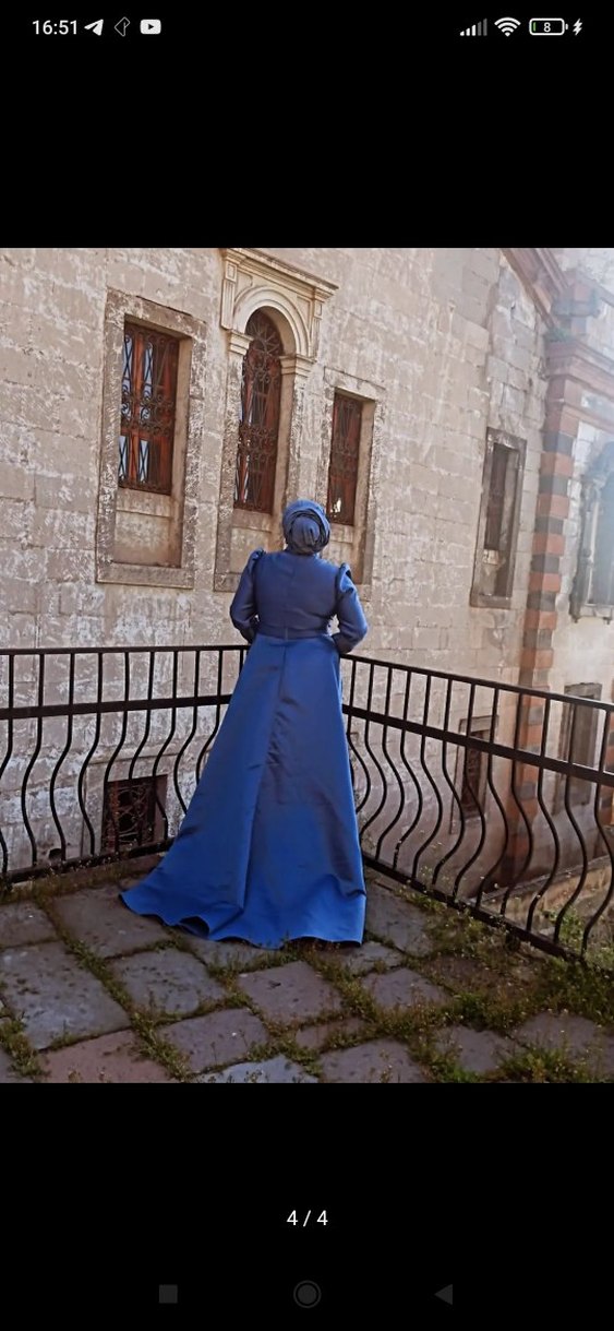 Uzun Kollu Lacivert Gotik Abiye Elbise - Görsel 2