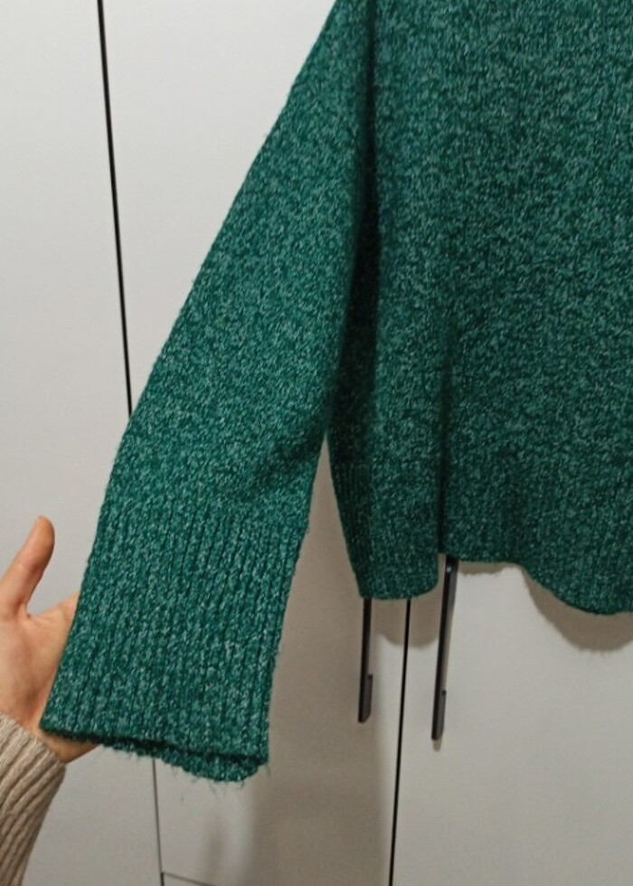 Yeşil kazak - Görsel 2