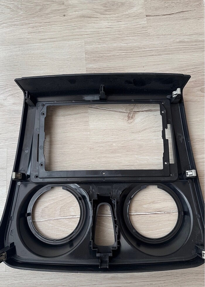 Dacia Dokker Kalorifer Radyo Teyp Çerçevesi [Ön Paneli] - Görsel 2