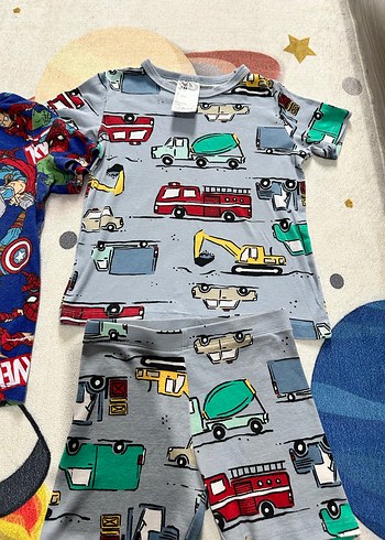 4 Yaş Beden H&M marvel takım