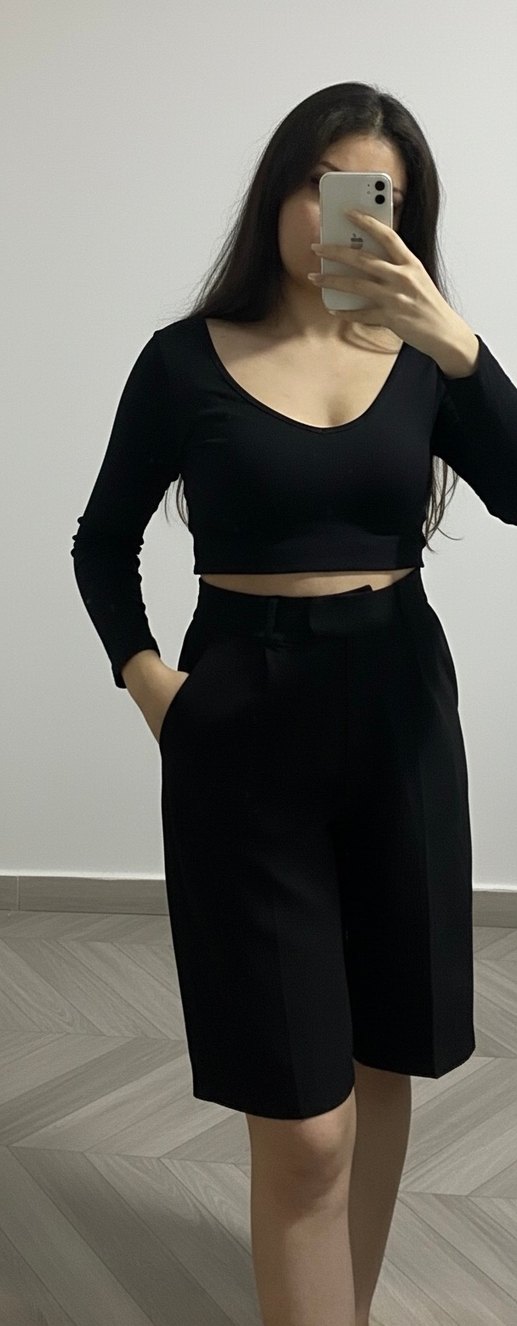 Siyah Kadın Midi Bermuda Şort - Görsel 2