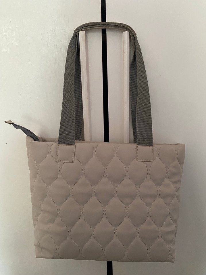 Gri Kadın Minimalist Fermuarlı Çanta - Görsel 4