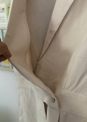 Bej Keten Düğmeli Kolsuz Tulum - Görsel 3