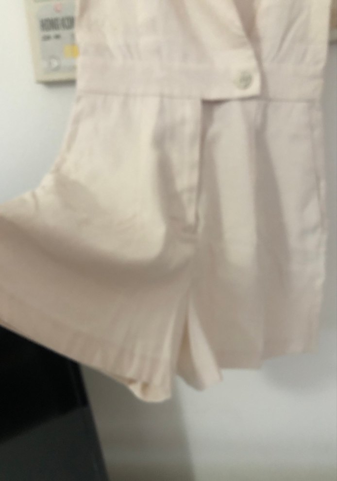 Bej Keten Düğmeli Kolsuz Tulum - Görsel 2