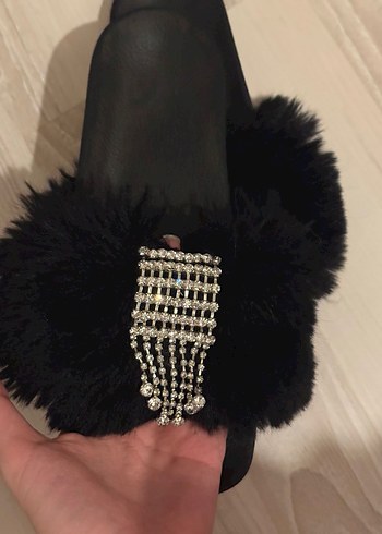 Siyah Kürklü Taş Detaylı Kadın Terlik - Görsel 4