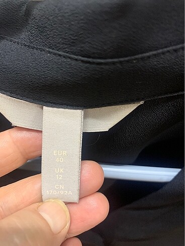 40 Beden siyah Renk H & M gömlek