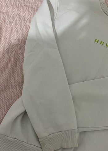 Review Beyaz Oversize Kadın Sweatshirt