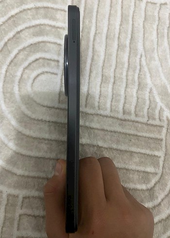 Gri Android Telefon, Koyu Ekran - Görsel 5