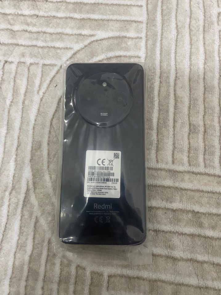 Gri Android Telefon, Koyu Ekran - Görsel 3