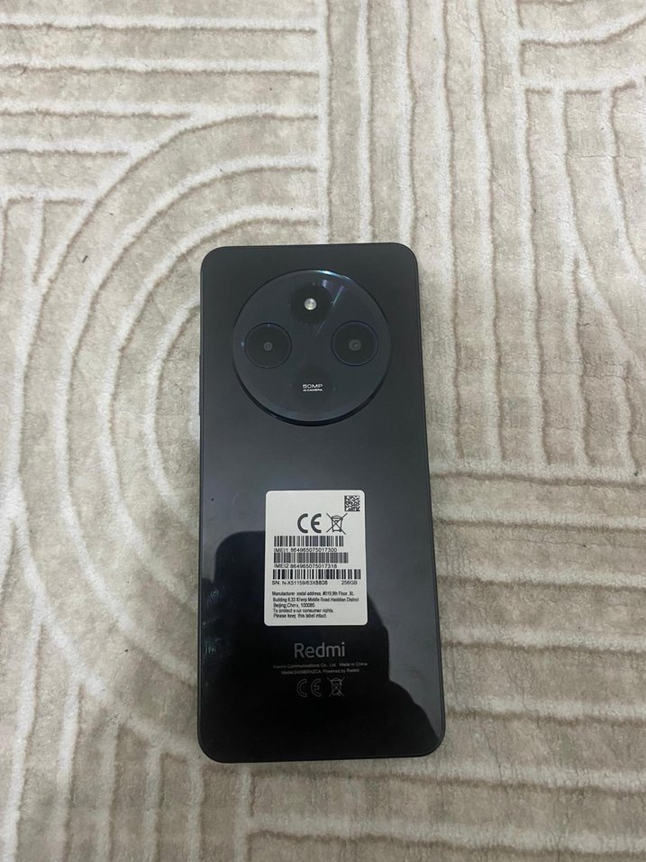 Gri Android Telefon, Koyu Ekran - Görsel 2