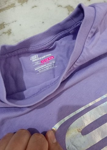 Kız Çocuk Mor Kısa Kollu Baskılı Tişört skechers 11_12 yaş - Görsel 2
