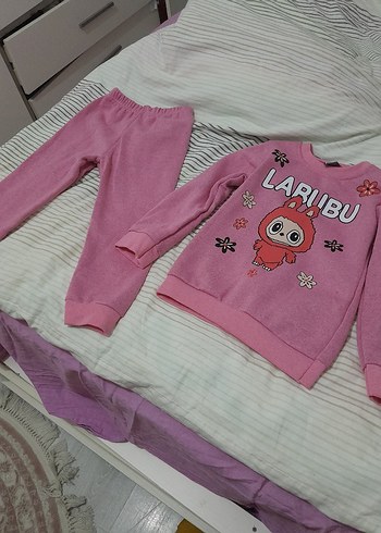 3 yasPembe Baskılı Bebek Kız Takımı - Görsel 2