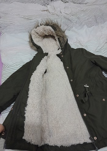 6 7 yas kız cocuk Kapüşonlu Kürklü Kışlık Mont - Görsel 4
