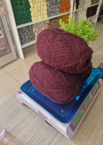 kilo ile örgü ipi 100 gram 40 tl