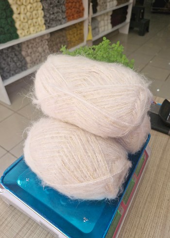 kilo ile el örgü ipi 100 gram 40 tl