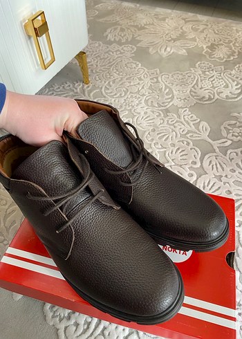 Klasik Kahverengi Deri Bağcıklı Erkek Bot - Görsel 5