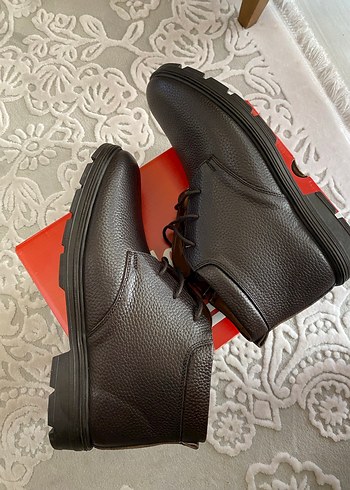 Klasik Kahverengi Deri Bağcıklı Erkek Bot - Görsel 8