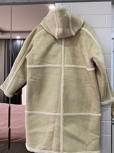 l Beden Pull bear kaban