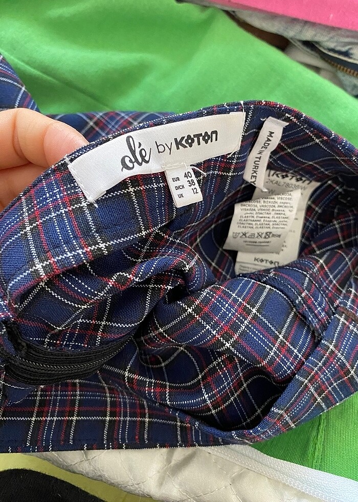 Lacivert ekose desen önden 2yırtmaçlı etek - Görsel 2