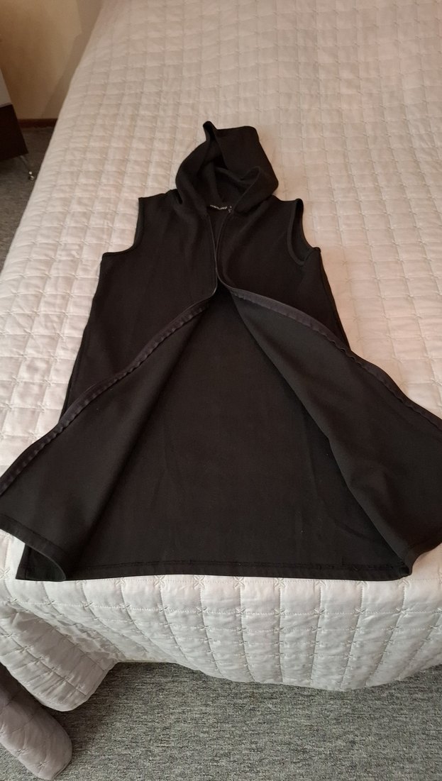 Fermuarlı, Yüksek Yakalı Siyah Kadın Yelek - Görsel 3