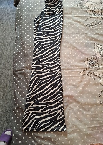 Kadın Zebra Desenli Pilili Bol Kesim Pantolon - Görsel 3