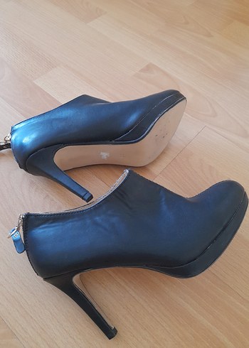 Mavi Deri Stiletto Topuklu Bot