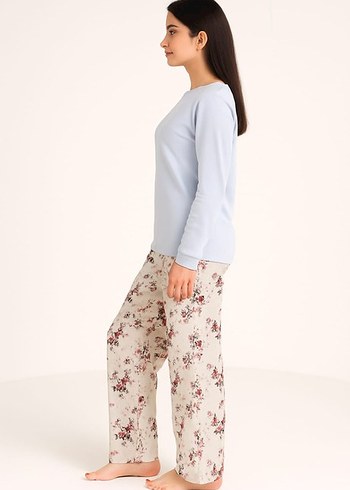 Mavi Çiçek Desenli Kadın Pijama Takımı - Görsel 2