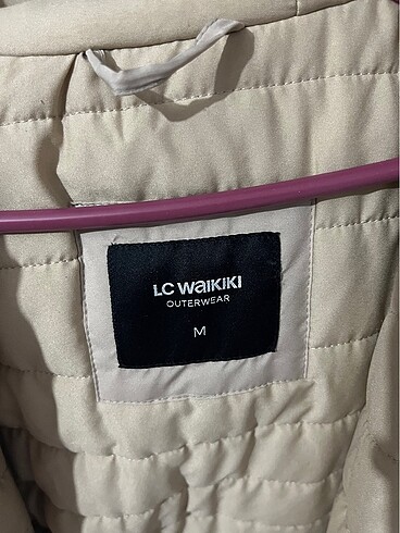 m Beden Lc Waikiki mont
