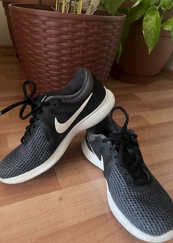 36 Beden Nike Siyah Kadın Spor Ayakkabı