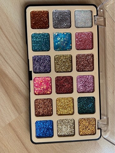 Revolution Glitter