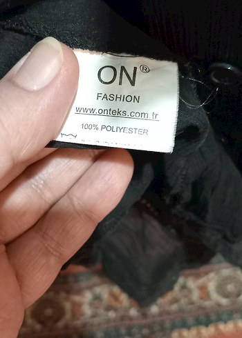 40 Beden Düğmeli Siyah Şifon Bluz